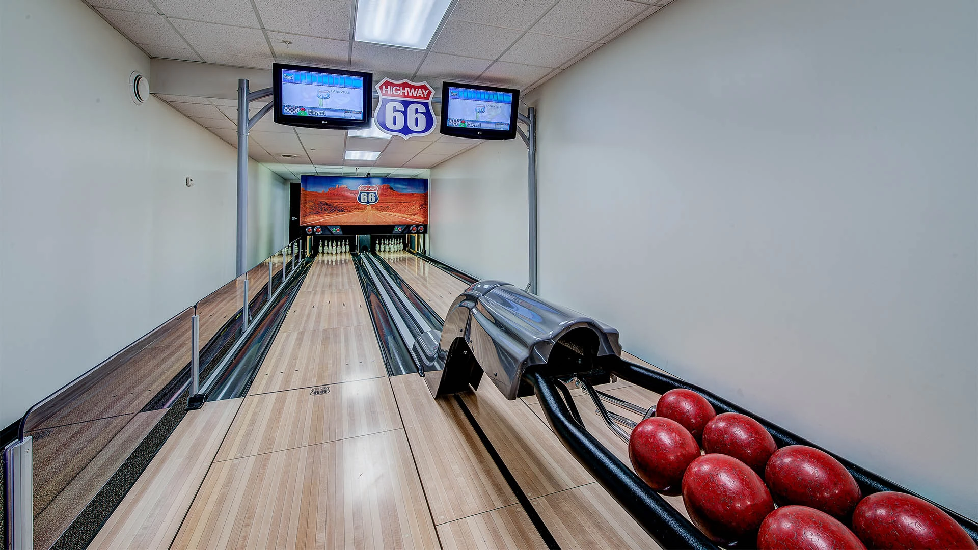 bowling alley at inglewood